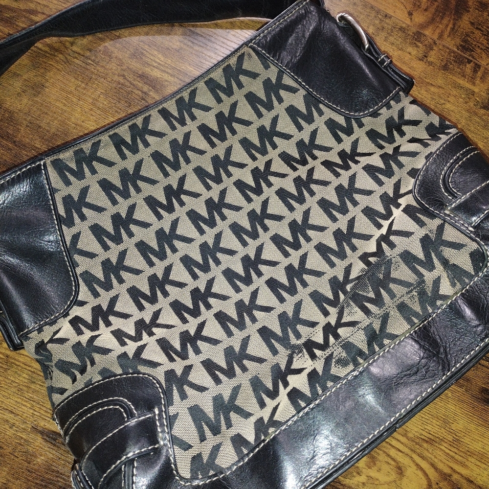 Michael Kors (MK) signature logo fabric purse bag